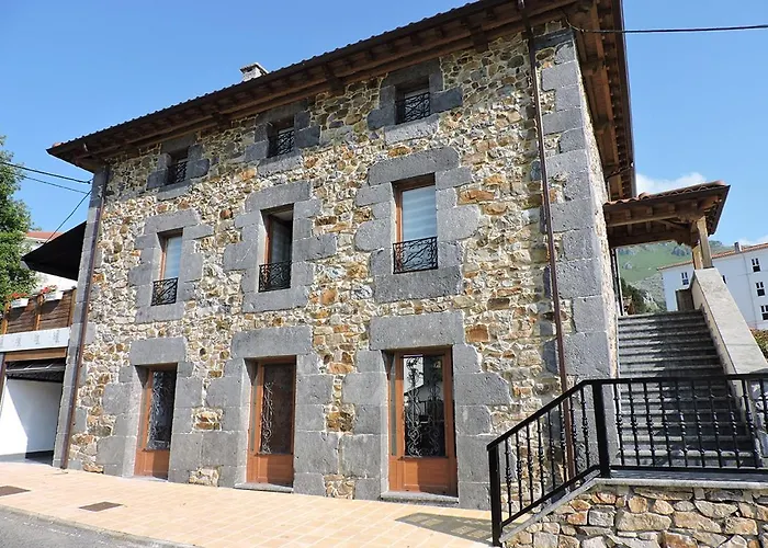 Casas Piedra Arredondo